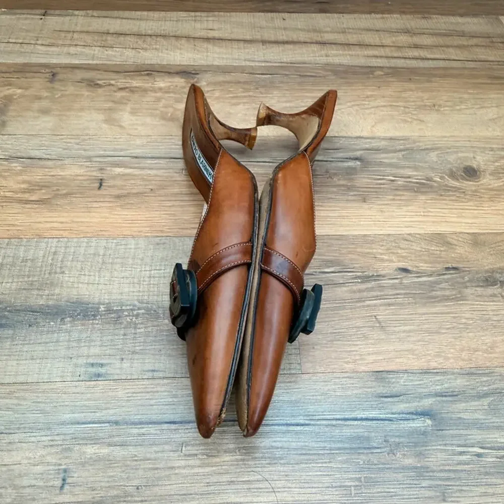 Manolo Blahnik size 6.5 EU36.5 brown leather mules pointed buckle heel
